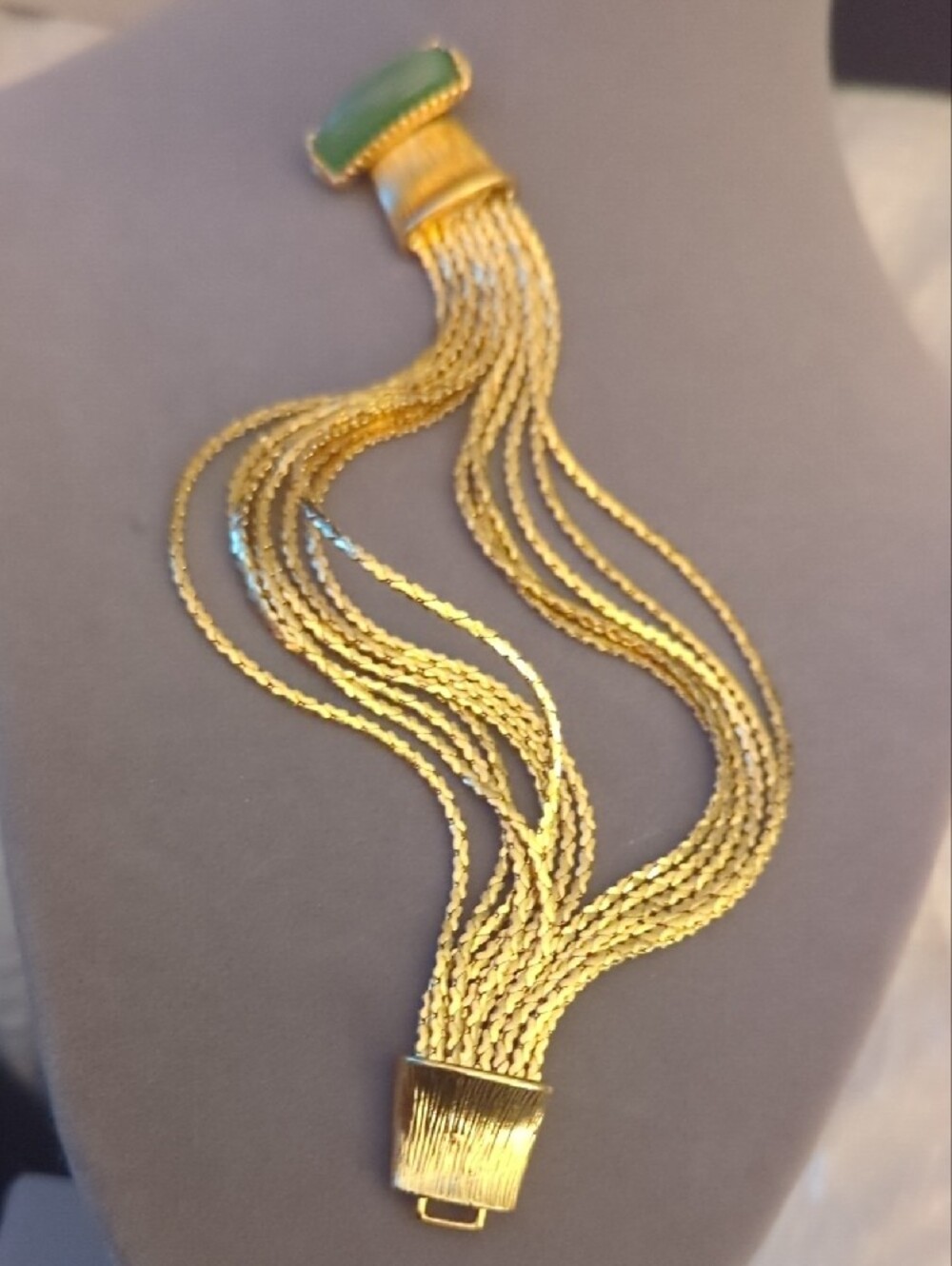 Gold-Tone Bracelet with Green Stone Accent - Picture 2 of 5